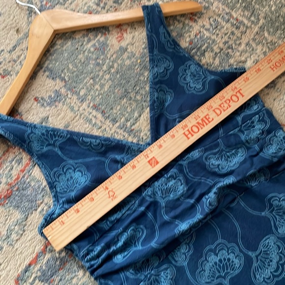 Patagonia Dress Margot Blue Floral Mini Sleeveless Stretch Surplice size medium - Picture 7 of 11